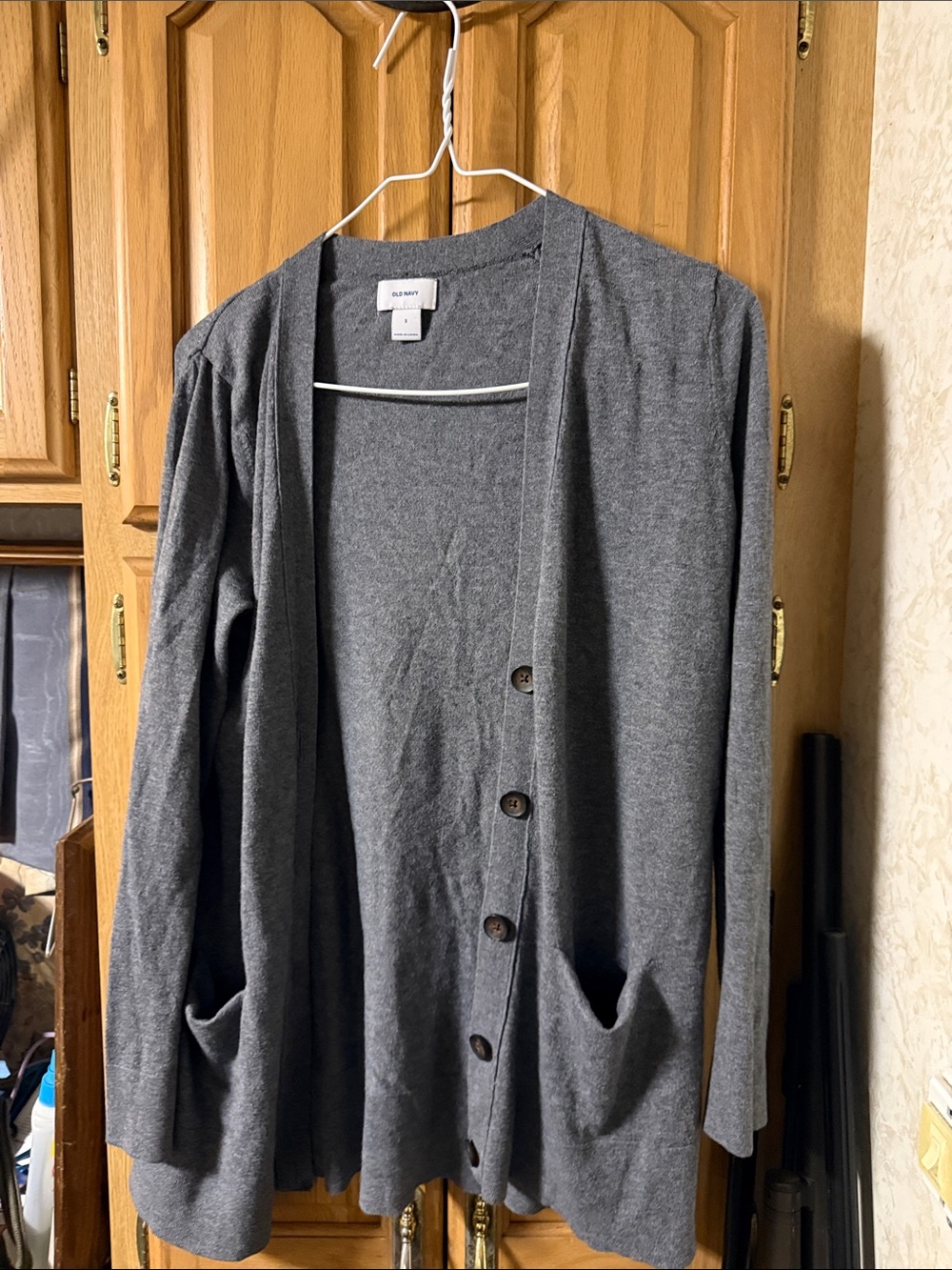 Old Navy Gray Button-Front Cardigan Sweater